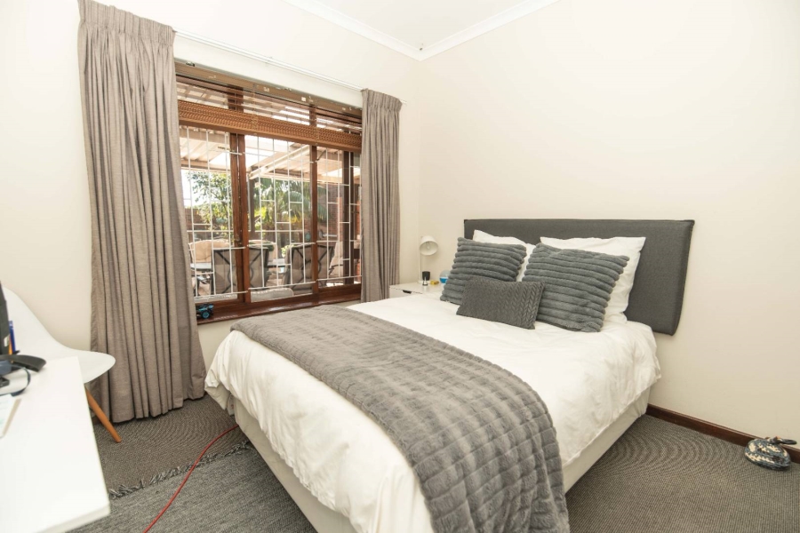 3 Bedroom Property for Sale in Summerstrand Eastern Cape
